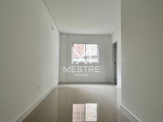 APARTAMENTO NOVO NA MEIA PRAIA