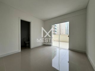 APARTAMENTO NOVO NA MEIA PRAIA