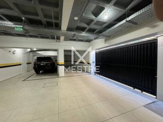 APARTAMENTO FINAMENTE MOBILIADO EM MEIA PRAIA
