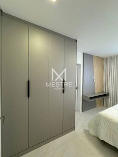 APARTAMENTO FINAMENTE MOBILIADO EM MEIA PRAIA