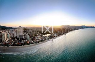 APARTAMENTO COM INCRÍVEL VISTA PARA O MAR