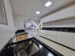 APARTAMENTO PARA VENDA NO CORAÇÃO DA MEIA PRAIA