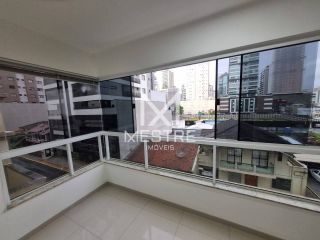 APARTAMENTO PARA VENDA NO CORAÇÃO DA MEIA PRAIA