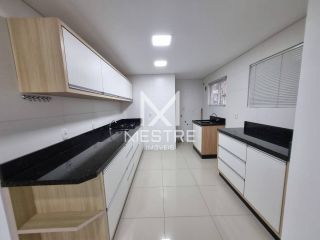 APARTAMENTO PARA VENDA NO CORAÇÃO DA MEIA PRAIA