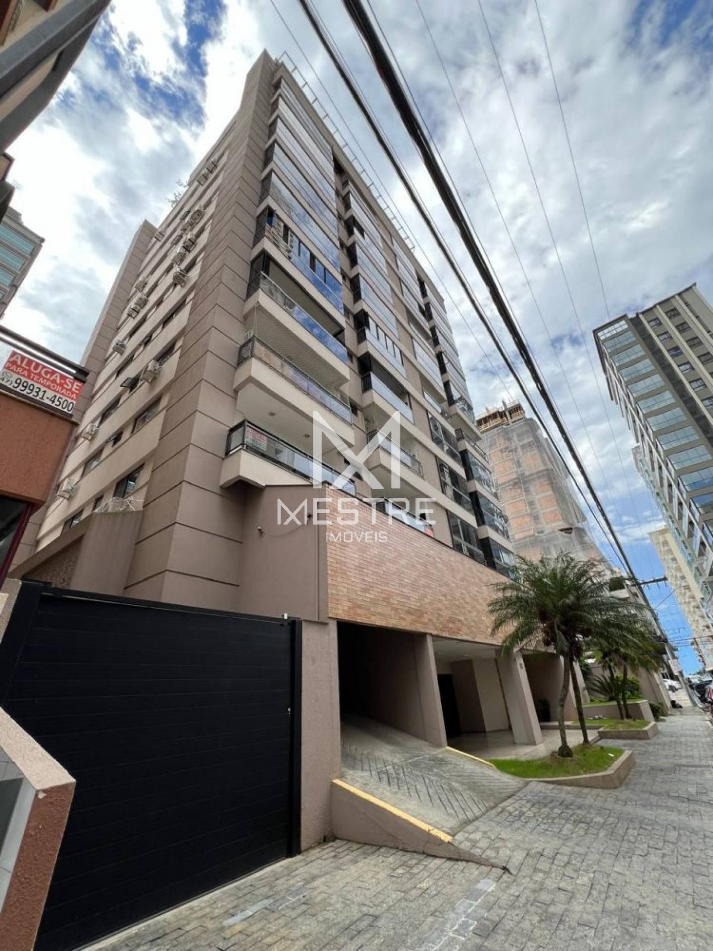 APARTAMENTO MOBILIADO A 250 M DO MAR EM MEIA PRAIA...