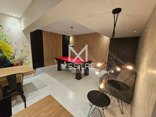 LINDO APARTAMENTO NO CORAÇÃO DA MEIA PRAIA