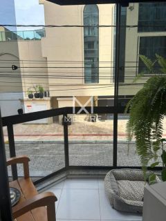 APARTAMENTO MOBILIADO À VENDA EM MEIA PRAIA