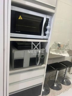APARTAMENTO MOBILIADO À VENDA EM MEIA PRAIA