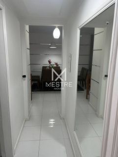 APARTAMENTO MOBILIADO À VENDA EM MEIA PRAIA