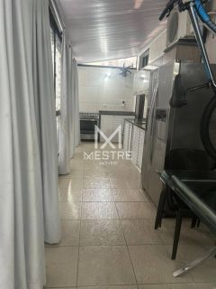 APARTAMENTO MOBILIADO À VENDA EM MEIA PRAIA