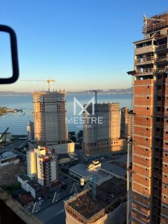 FLAT NOVO NO CANTO DA PRAIA
