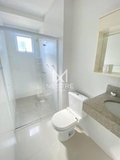 APARTAMENTO COM 04 SUÍTES NO CORAÇÃO DA MEIA PRAIA