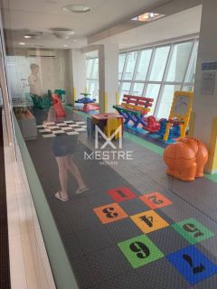 APARTAMENTO COM 04 SUÍTES NO CORAÇÃO DA MEIA PRAIA