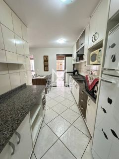 APARTAMENTO MOBILIADO NA QUADRA MAR EM ITAPEMA