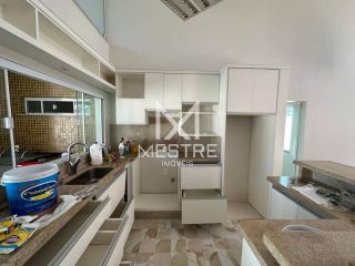 CASA COM PISCINA PARA VENDA EM PORTO BELO - SC