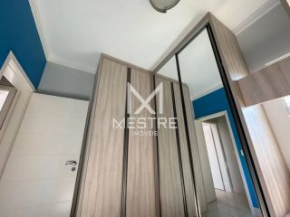 CASA COM PISCINA PARA VENDA EM PORTO BELO - SC