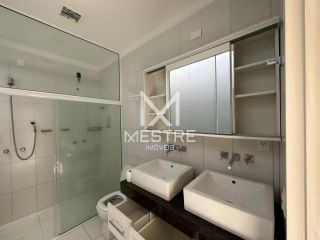 CASA COM PISCINA PARA VENDA EM PORTO BELO - SC