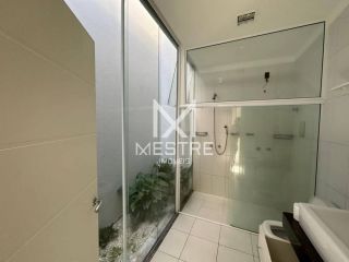 CASA COM PISCINA PARA VENDA EM PORTO BELO - SC