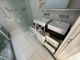 CASA COM PISCINA PARA VENDA EM PORTO BELO - SC