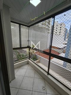 APARTAMENTO COM ÓTIMA LOCALIZAÇÃO EM ITAPEMA - SC