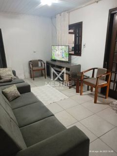 CASA COM PISCINA PARA VENDA EM PORTO BELO - SC