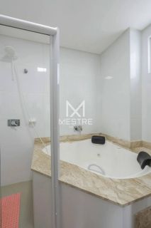 APARTAMENTO MOBILIADO EM MEIA PRAIA