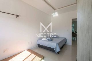 APARTAMENTO MOBILIADO EM MEIA PRAIA