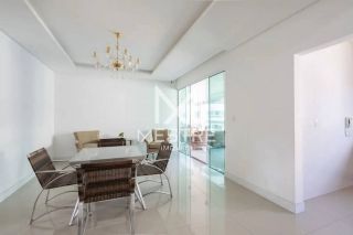 APARTAMENTO MOBILIADO EM MEIA PRAIA