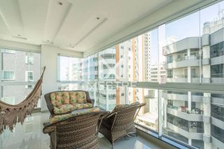APARTAMENTO MOBILIADO EM MEIA PRAIA