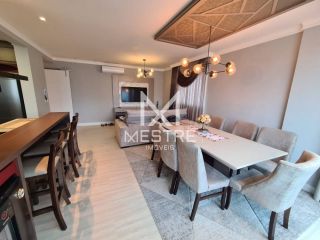 APARTAMENTO FINAMENTE MOBILIADO EM MEIA PRAIA
