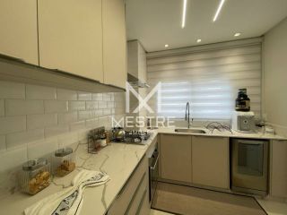 APARTAMENTO FINAMENTE MOBILIADO NA QUADRA MAR