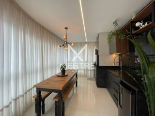 APARTAMENTO FINAMENTE MOBILIADO NA QUADRA MAR