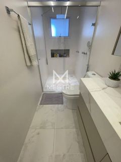 APARTAMENTO FINAMENTE MOBILIADO NA QUADRA MAR