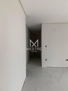 APARTAMENTO 03 SUÍTES MEIA PRAIA QUADRA MAR