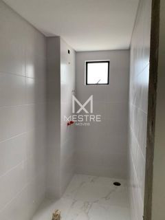APARTAMENTO 03 SUÍTES MEIA PRAIA QUADRA MAR