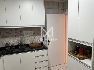 APARTAMENTO MOBILIADO COM TERRAÇO MEIA PRAIA