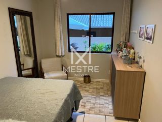 APARTAMENTO MOBILIADO COM TERRAÇO MEIA PRAIA