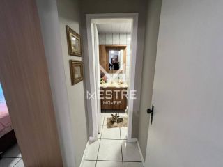 APARTAMENTO MOBILIADO COM TERRAÇO MEIA PRAIA