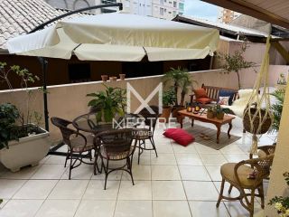 APARTAMENTO MOBILIADO COM TERRAÇO MEIA PRAIA