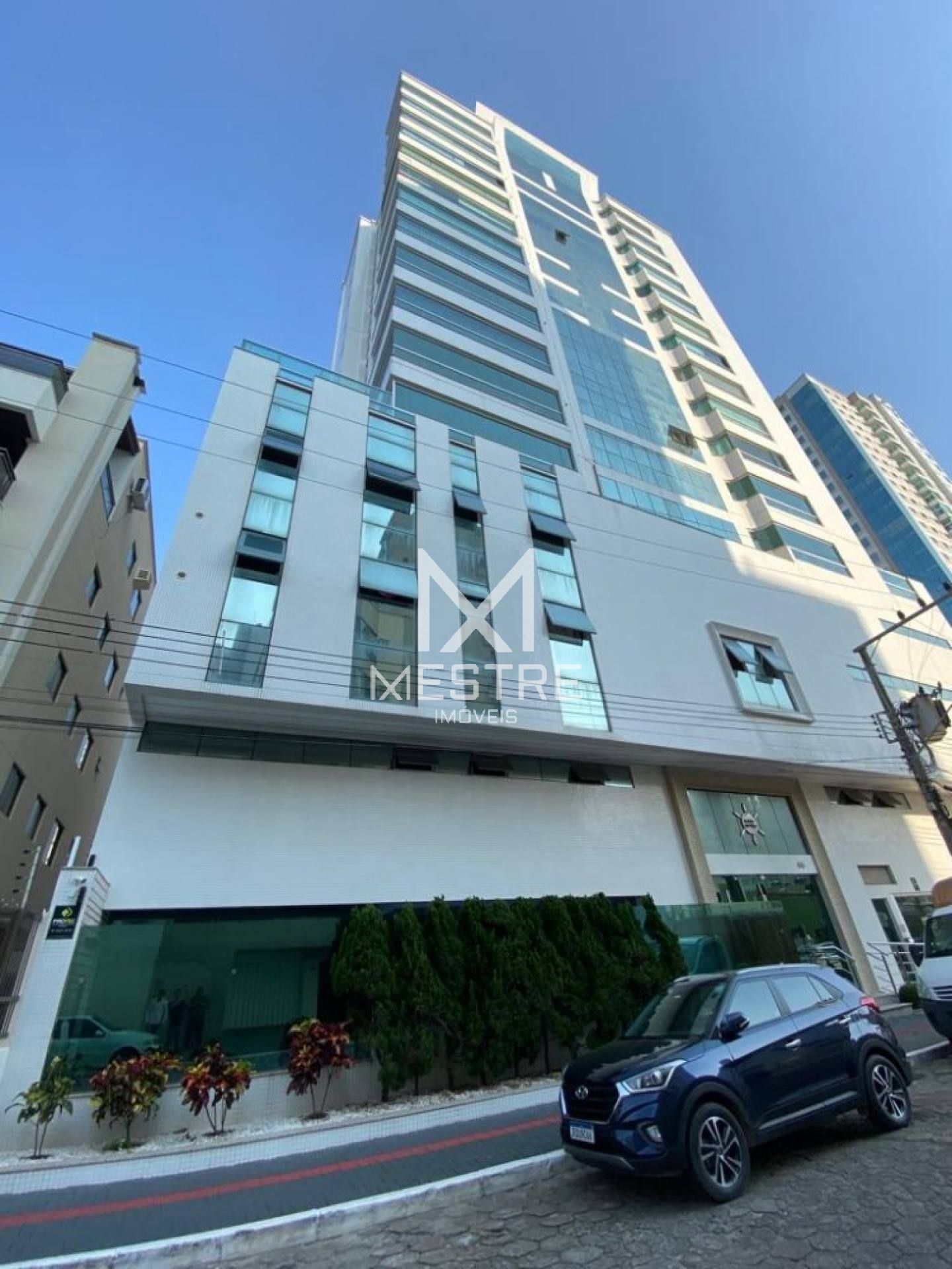 APARTAMENTO COM LINDA VISTA MAR EM MEIA PRAIA