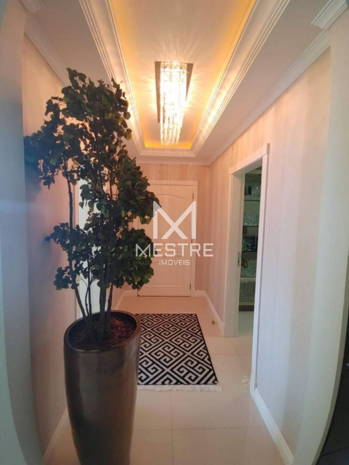 APARTAMENTO EM CONDIMINIO FRENTE MAR EM SC