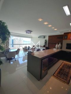 APARTAMENTO EM CONDIMINIO FRENTE MAR EM SC