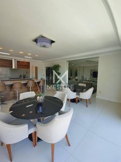 APARTAMENTO EM CONDIMINIO FRENTE MAR EM SC