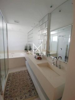 APARTAMENTO EM CONDIMINIO FRENTE MAR EM SC