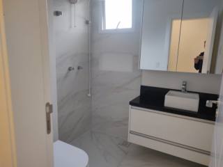 APARTAMENTO 03 SUÍTES SENDO 01 MASTER ESPAÇO DIFERENCIADO COM JACUZZI FRENTE MAR!!!