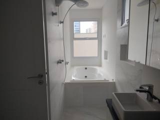 APARTAMENTO 03 SUÍTES SENDO 01 MASTER ESPAÇO DIFERENCIADO COM JACUZZI FRENTE MAR!!!