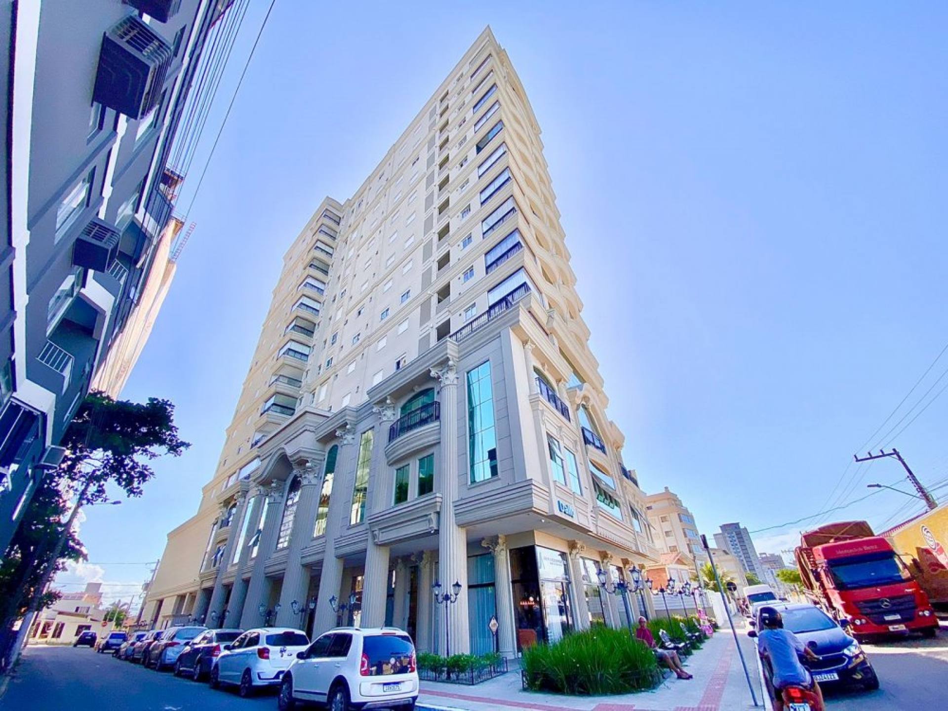 APARTAMENTO 04 SUÍTES FRENTE MAR PORTO BELO