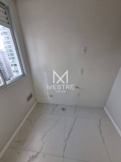 APARTAMENTO NOVO PARA VENDA EM MEIA PRAIA