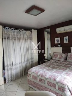 CASA COM 03 DORMITÓRIOS EM BALNEÁRIO PEREQUÊ PORTO BELO...