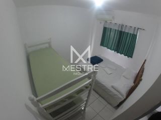 PRÉDIO TODO A VENDA EM MEIA PRAIA
